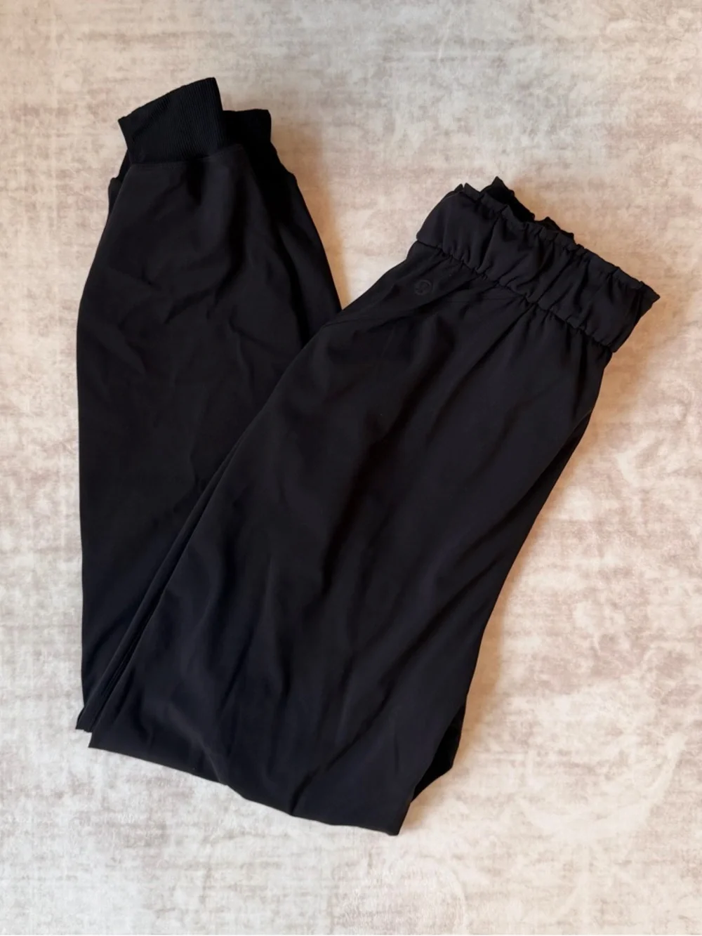 Lululemon Keep Moving High Rise Luxstreme Jogger